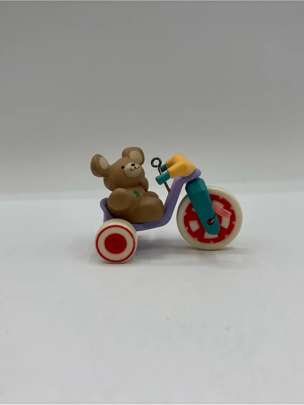 Hallmark‎ Keepsake Dated 1985 Vintage Beary Smooth Ride Handcrafted Ornament